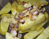 Foto langkah ke 1 dari resep Perkedel Kentang Kornet Sapi.