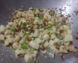 A picture of step 2 of Sago / Sabudana upma (khichdi).