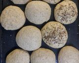 Foto del paso 5 de la receta: Pan integral para hamburguesas