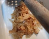 Foto del paso 1 de la receta: Tortilla de Patatas con Cebolla