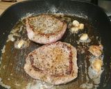 Foto langkah ke 4 dari resep Beef Steak Saus Jamur Ala Rumahan.