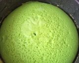 Foto langkah ke 10 dari resep Bolu pandan "Magic Com" super lembuutt, ga seret ditenggorokan.
