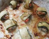 Foto del passaggio 3 della ricetta Involtini di zucchine e gamberoni