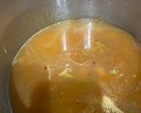A picture of step 3 of Hot and sour soup.