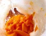 A picture of step 3 of Almond Mango Milkshake.
