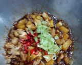 Foto langkah ke 3 dari resep Orak Arik Kentang Ayam Fillet.