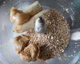 Foto del paso 2 de la receta: Galletas de avena, banana / plátano y mantequilla de maní