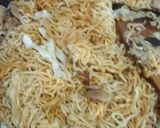 Foto langkah ke 3 dari resep Mie goreng bakso.