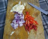 Foto langkah ke 2 dari resep Tumis sayur cangkol (kacang panjang dan kol).