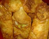 Foto langkah ke 3 dari resep Martabak telur sosis.