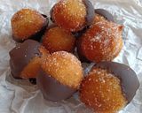 Foto del paso 15 de la receta Buñuelos de l'Empordà rellenos de nata y cobertura de chocolate