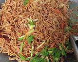 Foto langkah ke 3 dari resep Mie Goreng ala Kenduri.