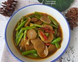 Foto langkah ke 4 dari resep Tumis Kecap Buncis Bakso.