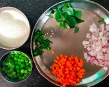 उपमा (upma recipe in marathi) रेसिपी स्टेप 1 फोटो 