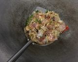รูปขั้นตอนการทำที่ 2 ของ “หมูสามชั้นผัดสะตอ”