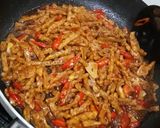 Foto langkah ke 4 dari resep Orek tempe pedas manis.