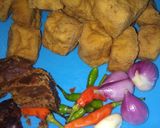 Foto langkah ke 1 dari resep Tahu gejrot gula aren.