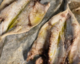 Foto del paso 1 de la receta: Lubina a la marinera