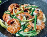 รูปขั้นตอนการทำที่ 5 ของ กุ้งอบเกลือ12สหายแบบกินได้ทั้งเปลือก