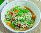 Foto langkah ke 6 dari resep Tumis Toge Daun Kucai plus Garlic Oil Yummy.