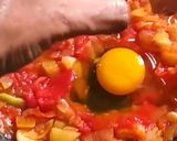 Foto langkah ke 7 dari resep Telor Ceplok Saus Tomat (Shakshuka).