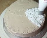 A picture of step 9 of Chocolate theme cake.