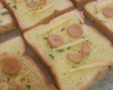 Foto langkah ke 3 dari resep Roti sosis beraroma bawang siap sekejap.