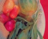 A picture of step 1 of Traditional salad.