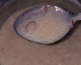 A picture of step 4 of Kashmiri kong phirni(suji kesar phirni).