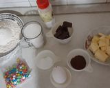عکس مرحله 1 از دستور کوکی شکلاتی با تزیین اسمارتیز 🍪
