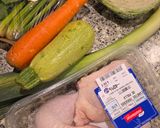 Foto del paso 1 de la receta: Sopa de pollo y fideos saludable