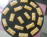 Foto langkah ke 4 dari resep Kue Kastengel No oven No mixer Tanpa cetakan.
