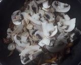 Foto del paso 2 de la receta: Casareccia al ragú con champiñones