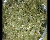 A picture of step 1 of Sohanjna alu matar(Indian horseradish with potato and peas).