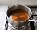 Foto langkah ke 3 dari resep Biji Salak Ubi Ungu Kuah Santan Gula Aren.