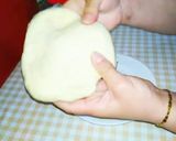 صورة لخطوة 2 من وصفة طريقه عمل قريوش