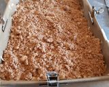 Szarlotka z cynamonową posypką krok przepisu 4 zdjęcie