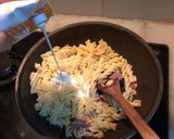 Foto langkah ke 5 dari resep Creamy beef mushroom fussili.
