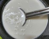 A picture of step 2 of Kesari Rabri Ghevar.