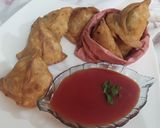 A picture of step 11 of Aloo(potato) samosa.