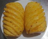 Hình bước làm 2 của món Gà nấu thơm