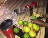 A picture of step 2 of Pear lemonade.
