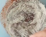Foto langkah ke 3 dari resep Bolu Kukus Pisang Chocolatos 2 Telur Simpel Lembut.