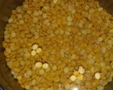 A picture of step 1 of Chana dal chat.