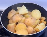 Foto del paso 5 de la receta Patatas al ajillo colorado