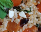 รูปขั้นตอนการทำที่ 2 ของ "ข้าวคลุกผัดกะเพราไข่แดงเค็ม"🍚🥚🌿