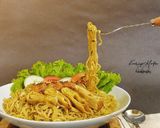 Foto langkah ke 6 dari resep Mie Goreng Ndeso.