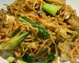 A picture of step 6 of Fried Noodles (Mee Tuaran).
