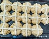 A picture of step 5 of Hot Cross Buns.