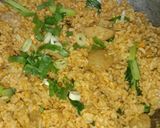 Foto langkah ke 6 dari resep Nasi Goreng Sederhana.